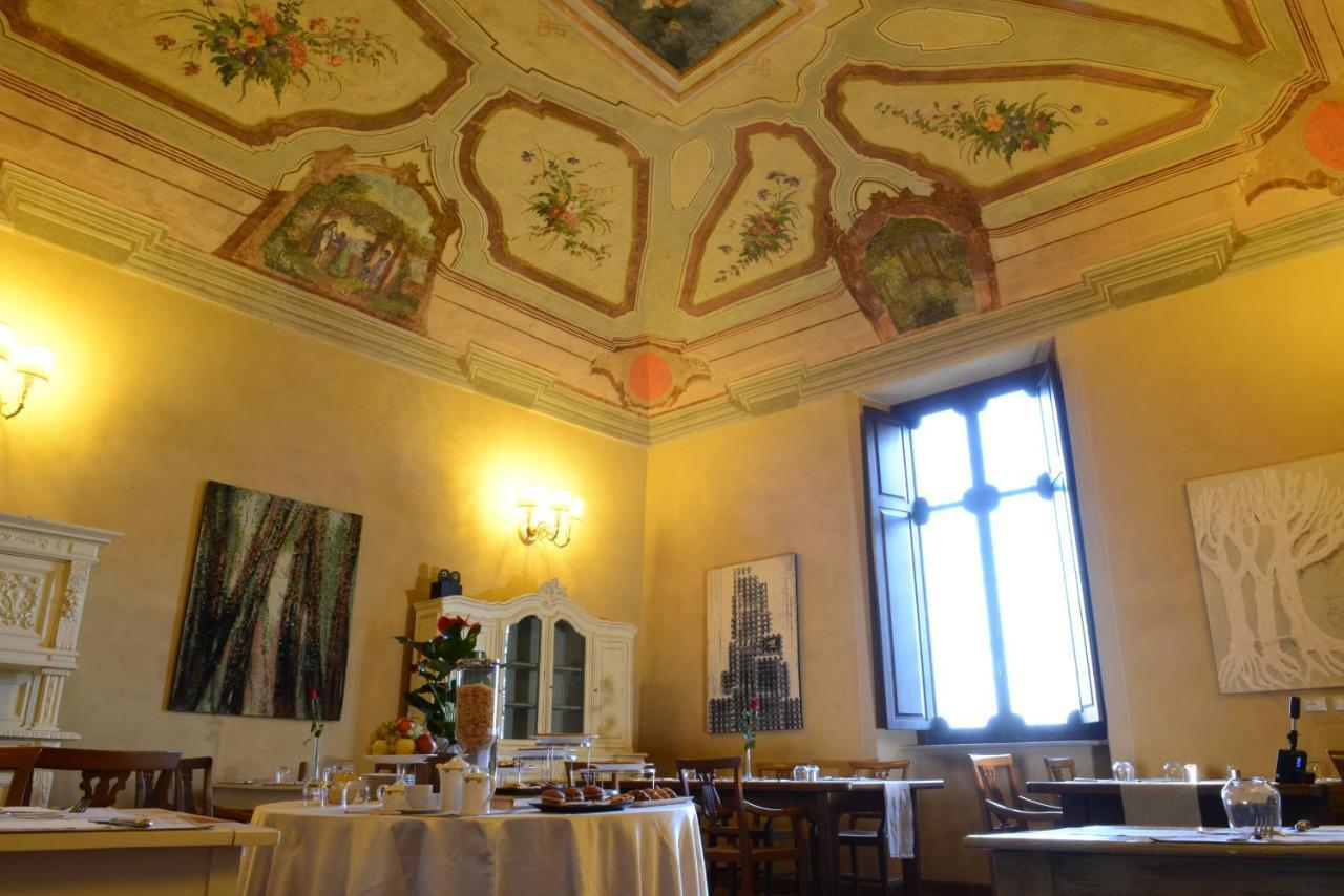 Relais Palazzo Paleologi Sec.Xiv Hotell Lu (Piedmont) Exteriör bild